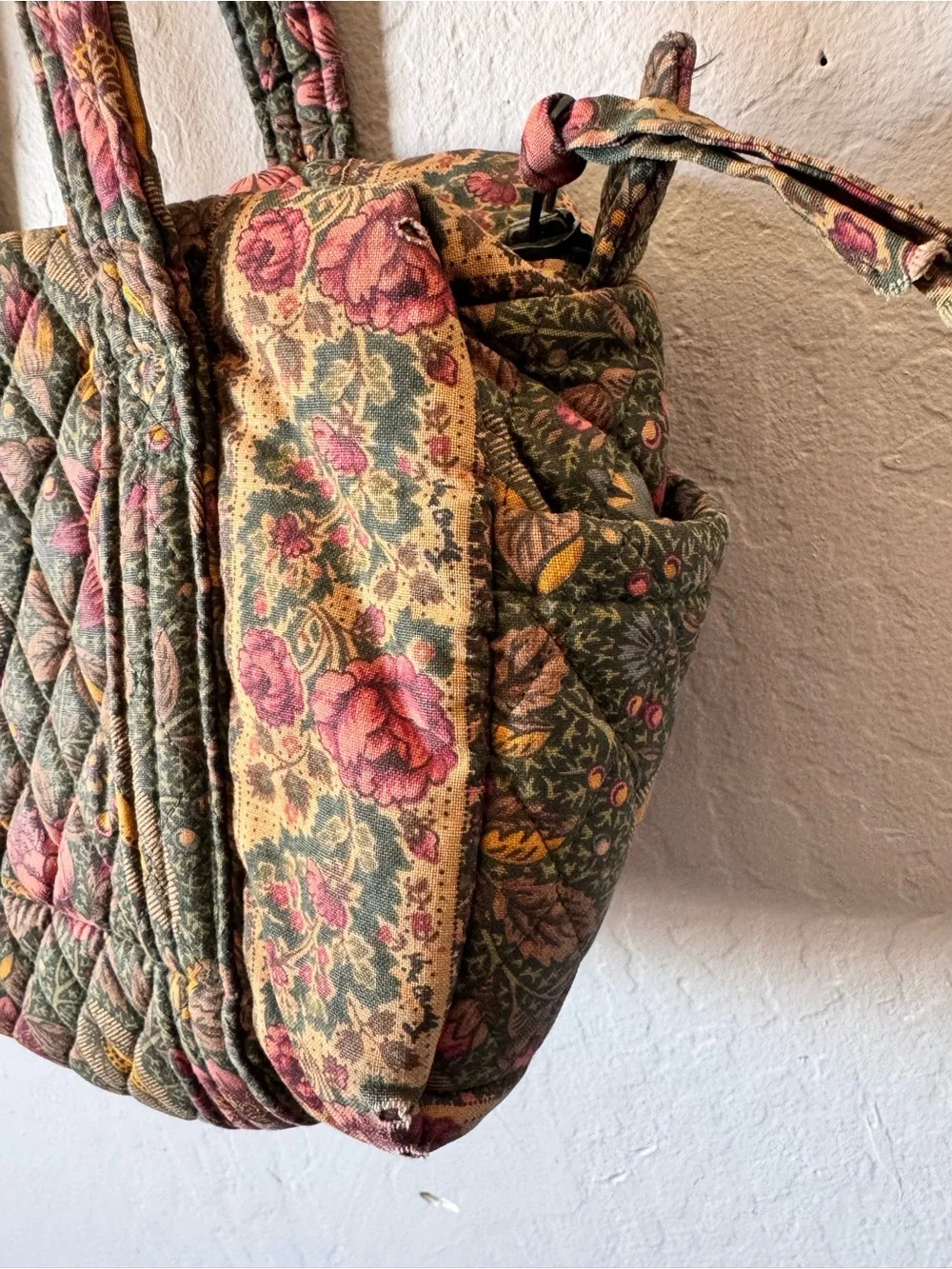 Vera Bradley Vintage 90’s Quilted Botanical Shoulder Bag Olive & Pink